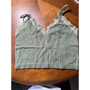 Wild Fable Cropped Cami - M